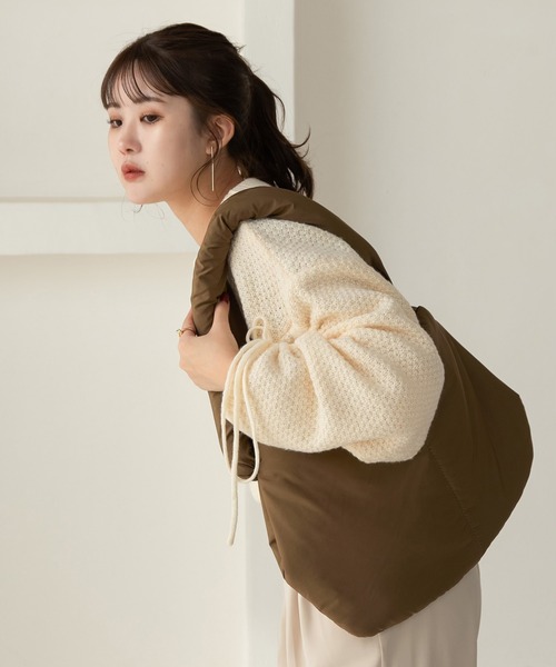 Amiur（エミレ）の「marshmallow 2way bag / マシュマロ2wayバッグ（ショルダーバッグ・レディース・ブラック/ブラウン系その他/アイボリー・FREE）」の16枚目の写真