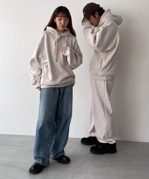 CANAL JEAN（キャナルジーン）の「choice_cnl　裏起毛オーバーパーカープルオーバー（パーカー・レディース・ライトグレー・MEDIUM/LARGE）」の10枚目の写真