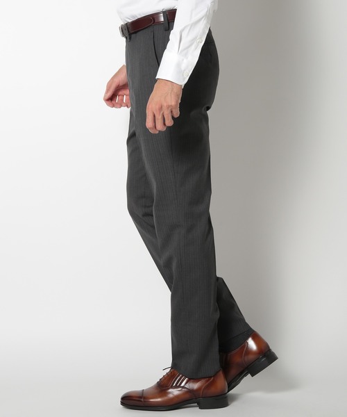 MEN'S BIGI（メンズビギ）の「ヘリンボーンストライプスーツセットアップ（スーツセット・メンズ・ネイビー/グレー・01/02/03/04）」の8枚目の写真