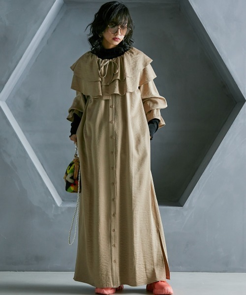 GEVS.（ジェイヴィス）の「＜大きいサイズ＞ ハイネックラメカットソー GEVS.（Tシャツ/カットソー・レディース・パープル/ブラック/シルバー・L/LL/3L/4L/5L）」の7枚目の写真