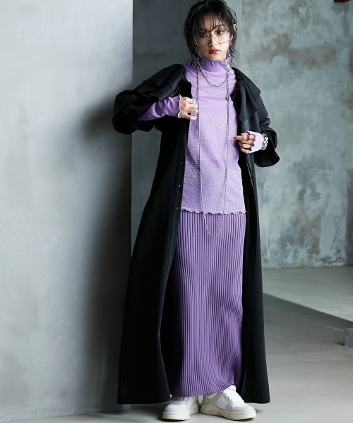 GEVS.（ジェイヴィス）の「＜大きいサイズ＞ ハイネックラメカットソー GEVS.（Tシャツ/カットソー・レディース・パープル/ブラック/シルバー・L/LL/3L/4L/5L）」の4枚目の写真