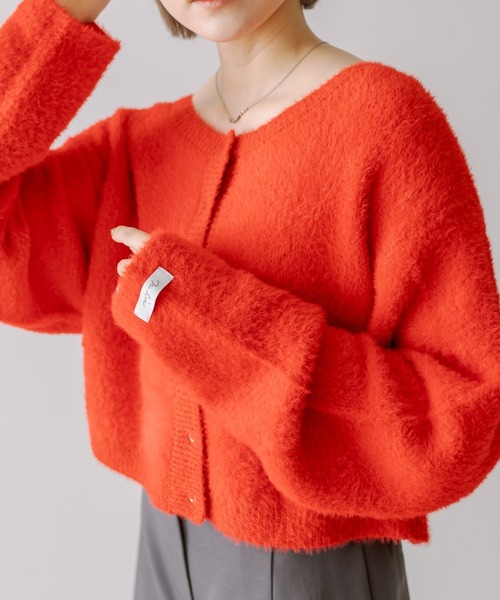 mline（エムライン）の「[mline]ロゴショートニット（ニット/セーター・レディース・レッド/ピンク/グリーン/オフホワイト/ベージュ/ネイビー・FREE）」の6枚目の写真