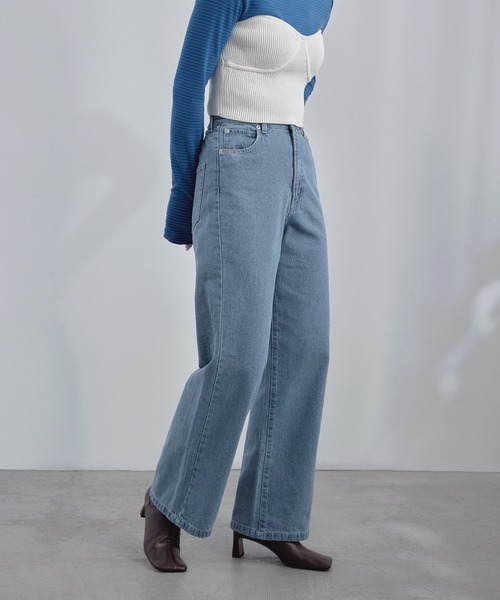 etoll.(エトル)の「セミワイドデニムパンツ(デニムパンツ・レディース・インディゴブルー/サックスブルー・M)」の8枚目の写真