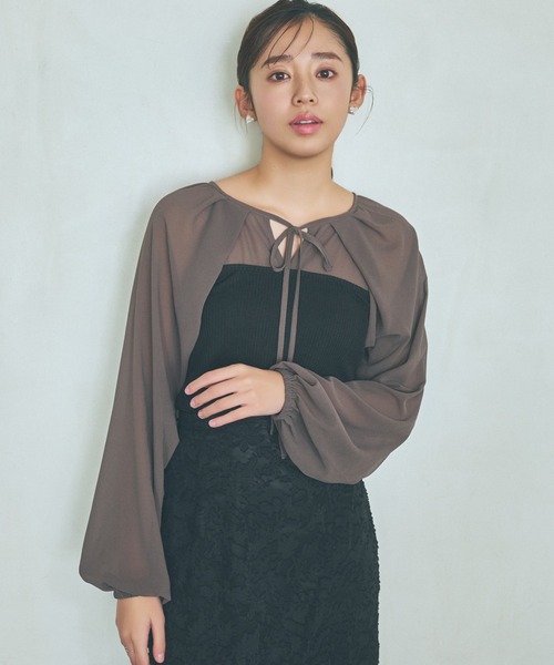 mysty woman（ミスティウーマン）の「レイヤースリーブプルオーバー　106908（Tシャツ/カットソー・レディース・モカ/ブラック/オフホワイト・FREE）」の3枚目の写真