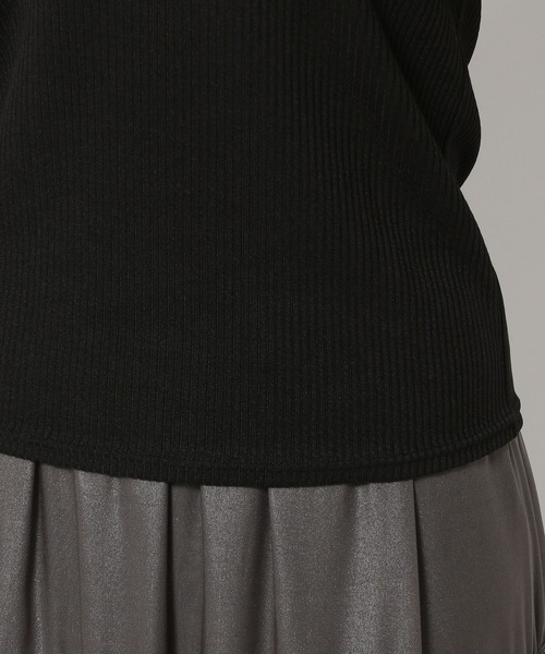 mysty woman（ミスティウーマン）の「レイヤースリーブプルオーバー　106908（Tシャツ/カットソー・レディース・モカ/ブラック/オフホワイト・FREE）」の13枚目の写真