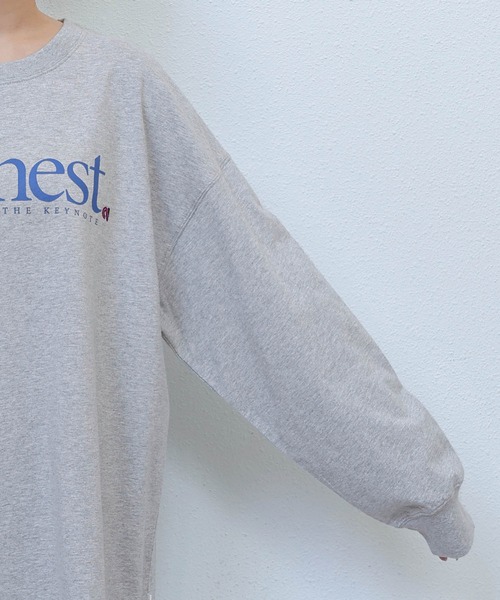 ANME(アンメ)の「Earnestロゴプリント長袖Tシャツ(Tシャツ/カットソー・レディース・グリーン/オートミール/オフホワイト/グレー/ネイビー・M/L)」の22枚目の写真