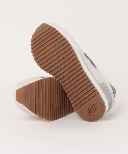 NEW BALANCE(ニューバランス)の「【NEW BALANCE】WL574(スニーカー・レディース・ホワイト・24.5cm/24cm/23.5cm/23cm)」の3枚目の写真