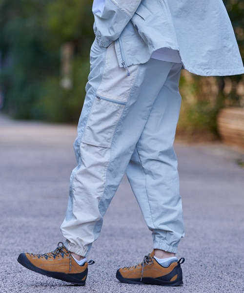 Eddie Bauer（エディーバウアー）の「ウィンドパック パンツ（その他パンツ・レディース・ブラック/グレー・L/M/S）」の9枚目の写真