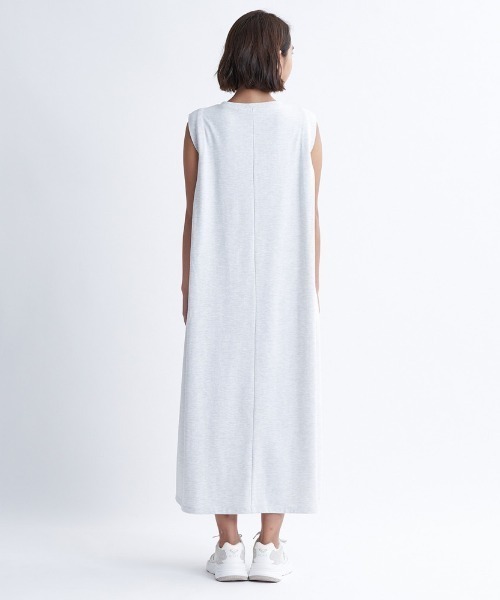 ROXY(ロキシー)の「ON THE COAST/ロキシー速乾ノースリーブワンピ(ワンピース・レディース・ブラウン/ブラック/グレー・SMALL/LARGE/MEDIUM)」の11枚目の写真
