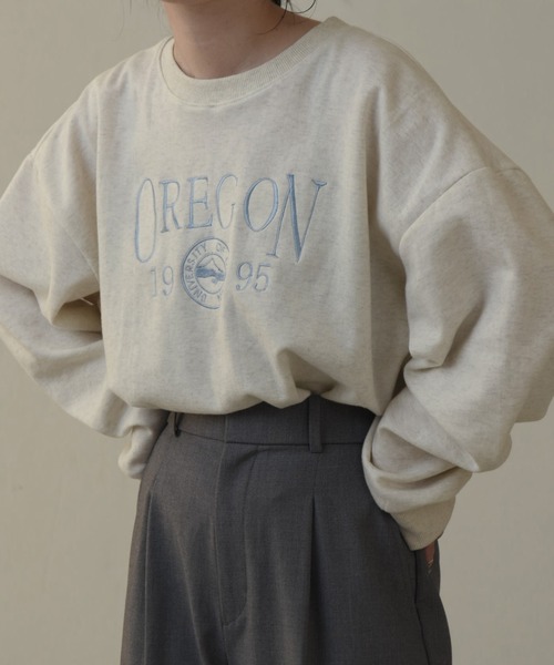 lawgy(ラウジー)の「drop shoulder color logo t / ドロップショルダーカラーロゴt(Tシャツ/カットソー・レディース・ヘザーグレー/ブルー/オートミール・FREE)」の5枚目の写真