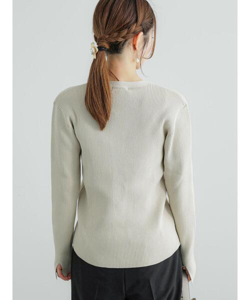 Te chichi（テチチ）の「12GリブVネックカーディガン（カーディガン/ボレロ・レディース・レッド/グリーン/ネイビー/ベージュ・F）」の14枚目の写真