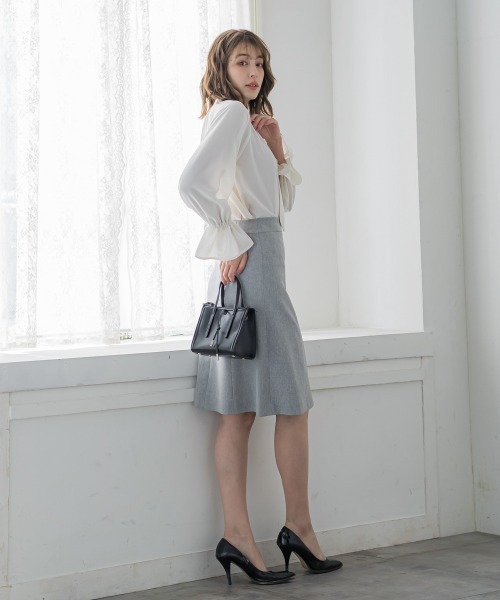 ketty(ケティ)の「フィブリルサテンボウタイブラウス ≪洗濯機で洗える≫(シャツ/ブラウス・レディース・パープル/オフホワイト/ブラック・M)」の18枚目の写真