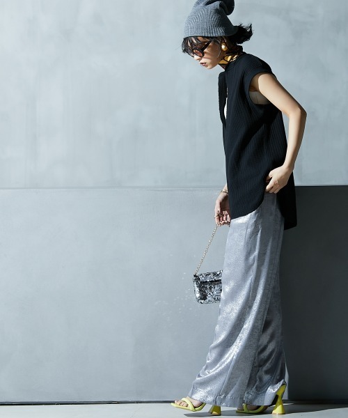 GEVS.(ジェイヴィス)の「<大きいサイズ> 綿100%キーネックノースリーブカットソー GEVS.(Tシャツ/カットソー・レディース・ブラック/オレンジ/オフホワイト・5L/4L/3L/LL/L)」の20枚目の写真