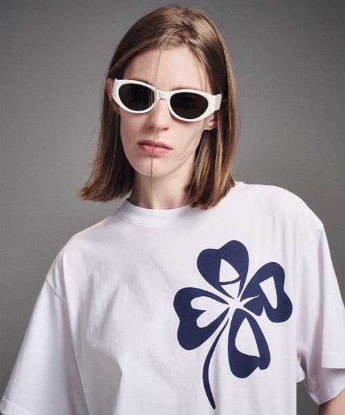 Mardi Mercredi(マルディメクルディ)の「TSHIRT CLOVERMARDI / Tシャツ クローバーマルディ(Tシャツ/カットソー・レディース・ブラック/ホワイト×ネイビー/ヘザーグレー・FREE)」の6枚目の写真