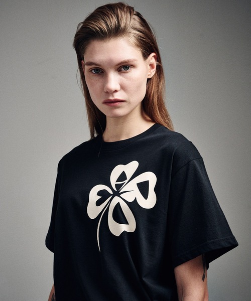 Mardi Mercredi(マルディメクルディ)の「TSHIRT CLOVERMARDI / Tシャツ クローバーマルディ(Tシャツ/カットソー・レディース・ブラック/ホワイト×ネイビー/ヘザーグレー・FREE)」の12枚目の写真