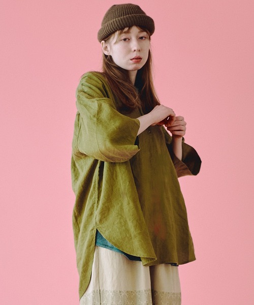 Universal Style Wear(ユニバーサルスタイルウェア)の「Universal Style Wear パッカーリング ハーフジップ コットンリネン シャツ(シャツ/ブラウス・メンズ・スミクロ/ベージュ/オレンジ/グリーン・MEDIUM/LARGE/X-LARGE)」の2枚目の写真