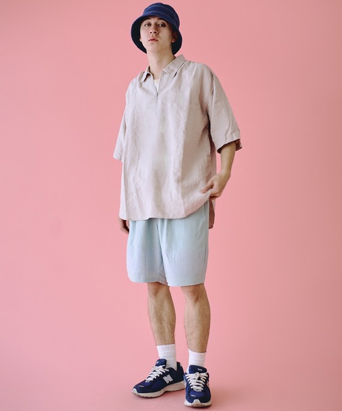 Universal Style Wear(ユニバーサルスタイルウェア)の「Universal Style Wear パッカーリング ハーフジップ コットンリネン シャツ(シャツ/ブラウス・メンズ・スミクロ/ベージュ/オレンジ/グリーン・MEDIUM/LARGE/X-LARGE)」の9枚目の写真