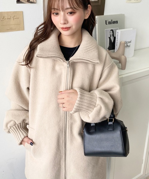 moment+（モーメントプラス）の「フェイクウールモッサリブスタンドカラーハーフコート（その他アウター・レディース・グレイッシュベージュ/チャコールグレー/ブラック・M/L）」の13枚目の写真