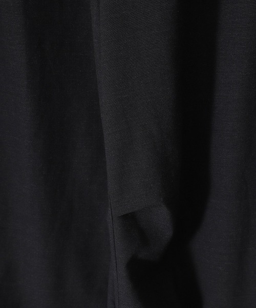 marka（マーカ）の「marka / マーカ：KNEE TUCK PANTS - TUMBLED WOOL TROPICAL -：M24A-08PT02C[COR]（その他パンツ・メンズ・ブラック・1/2）」の9枚目の写真