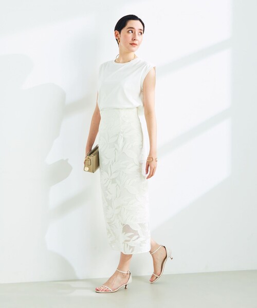 NOLLEY’S Sophi（ノーリーズソフィ）の「W&W スムースノースリーブプルオーバーカットソー（Tシャツ/カットソー・レディース・チャコールグレー/オフホワイト/ベビーピンク/ダークネイビー・36/38）」の11枚目の写真