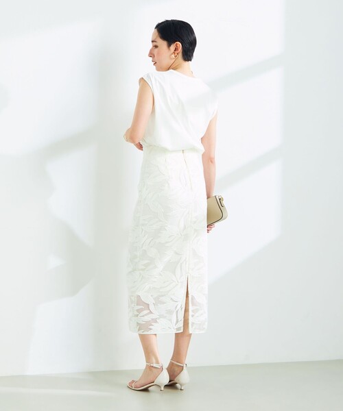 NOLLEY’S Sophi（ノーリーズソフィ）の「W&W スムースノースリーブプルオーバーカットソー（Tシャツ/カットソー・レディース・チャコールグレー/オフホワイト/ベビーピンク/ダークネイビー・36/38）」の13枚目の写真