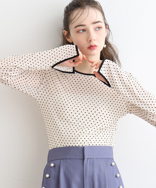couture brooch(クチュールブローチ)の「◆ドットチュールパイピングプルオーバー(Tシャツ/カットソー・レディース・ブラック系/アイボリー系・38)」の2枚目の写真