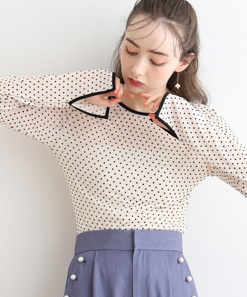 couture brooch(クチュールブローチ)の「◆ドットチュールパイピングプルオーバー(Tシャツ/カットソー・レディース・ブラック系/アイボリー系・38)」の3枚目の写真