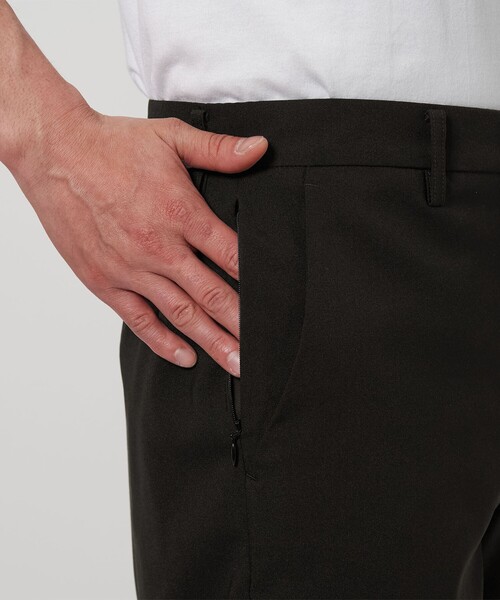 BEAUTY&YOUTH UNITED ARROWS（ビューティーアンドユースユナイテッドアローズ）の「【WEB限定 WARDROBE SMART】 Reflax スリム ショートパンツ（その他パンツ・メンズ・ブラック/ダークグレー/ベージュ・S/M/L/XL）」の21枚目の写真