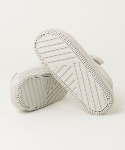 NIKE（ナイキ）の「NIKE/ナイキ WSカルムサンダル（サンダル・レディース・ホワイト・23cm/22cm/25cm/24cm/26cm）」の3枚目の写真