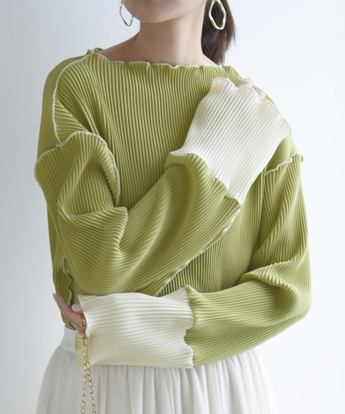 and it_（アンドイット）の「袖配色プリーツトップス（Tシャツ/カットソー・レディース・ライトグリーン/グレー/ブラウン/ブラック系1/ブラック系2/ライトブルー/ベージュ/キナリ・S-M/M-L）」の8枚目の写真