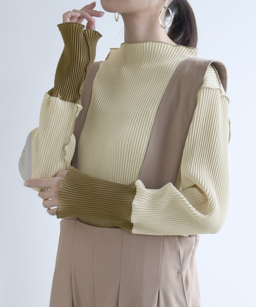 and it_（アンドイット）の「袖配色プリーツトップス（Tシャツ/カットソー・レディース・ライトグリーン/グレー/ブラウン/ブラック系1/ブラック系2/ライトブルー/ベージュ/キナリ・S-M/M-L）」の15枚目の写真
