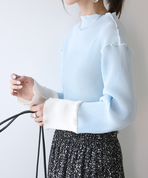 and it_（アンドイット）の「袖配色プリーツトップス（Tシャツ/カットソー・レディース・ライトグリーン/グレー/ブラウン/ブラック系1/ブラック系2/ライトブルー/ベージュ/キナリ・S-M/M-L）」の17枚目の写真