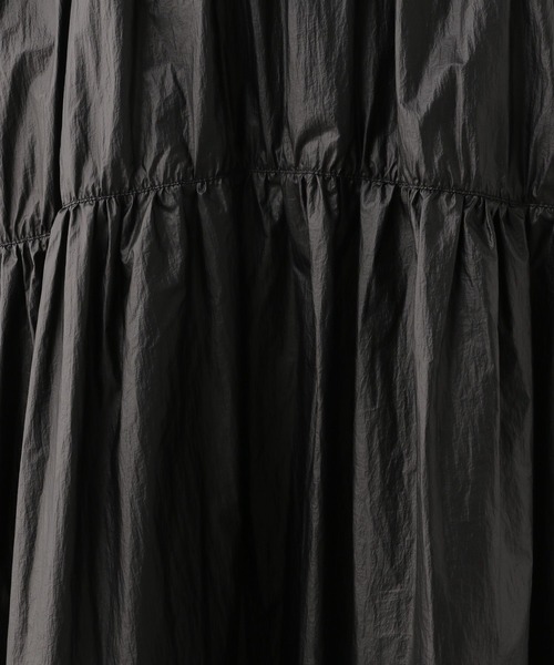 LEPSIM（レプシィム）の「コーティング切り替えスカート　111120（スカート・レディース・ライトブルー/ブラック/シルバー・FREE）」の7枚目の写真