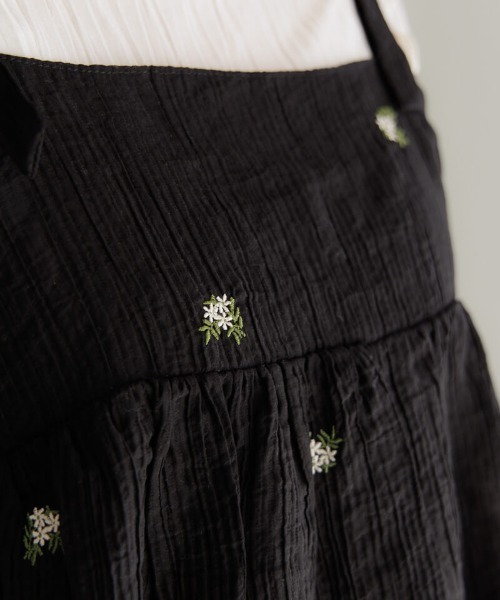 flower（フラワー）の「タイニーブーケビスチェ（キャミソール・レディース・ブラック/アイボリー・FREE）」の9枚目の写真