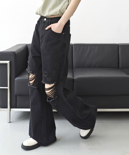 【男女兼用/UNISEX】（ダボっとしたシルエットで裾を引きずりスタイリッシュな着用おすすめ）ビンテージウォッシングダメージワイドデニムパンツ（デニムパンツ）｜UNE MANSION（ユヌマンション）