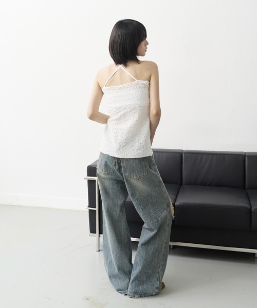 UNE MANSION(ユヌマンション)の「【男女兼用/UNISEX】(ダボっとしたシルエットで裾を引きずりスタイリッシュな着用おすすめ)ビンテージウォッシングダメージワイドデニムパンツ(デニムパンツ・レディース・ライトブルー/ブラック/ブルー系その他2/ブルー系その他・X-LARGE/SMALL/MEDIUM/LARGE)」の8枚目の写真