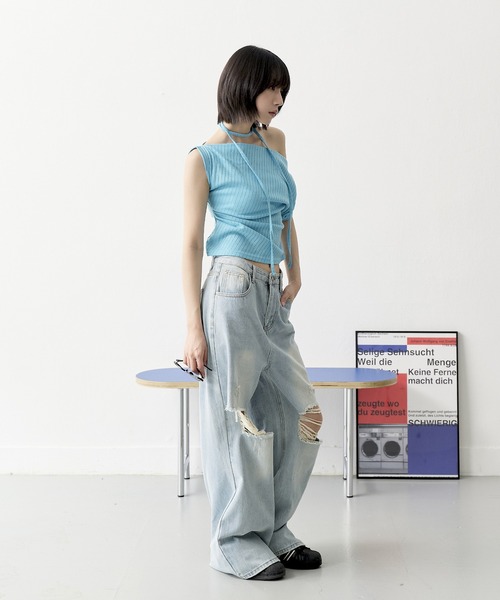 UNE MANSION(ユヌマンション)の「【男女兼用/UNISEX】(ダボっとしたシルエットで裾を引きずりスタイリッシュな着用おすすめ)ビンテージウォッシングダメージワイドデニムパンツ(デニムパンツ・レディース・ライトブルー/ブラック/ブルー系その他2/ブルー系その他・X-LARGE/SMALL/MEDIUM/LARGE)」の14枚目の写真