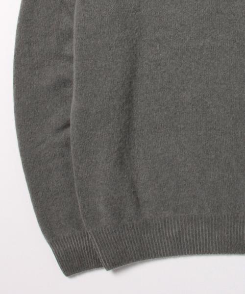 BEAMS LIGHTS Men's(ビームスライツ メンズ)の「Fibertex×BEAMS LIGHTS / 別注 クルーネックニット(ニット/セーター・メンズ・ブルー/ピンク/チャコールグレー・LARGE/SMALL/MEDIUM)」の4枚目の写真