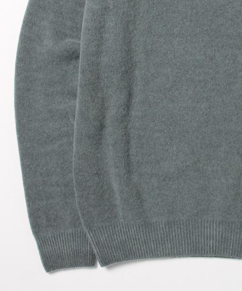 BEAMS LIGHTS Men's(ビームスライツ メンズ)の「Fibertex×BEAMS LIGHTS / 別注 クルーネックニット(ニット/セーター・メンズ・ブルー/ピンク/チャコールグレー・LARGE/SMALL/MEDIUM)」の12枚目の写真