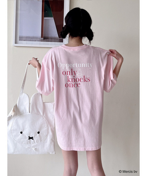 MIIA(ミーア)の「miffy バイカラーロゴプリントTシャツ(Tシャツ/カットソー・レディース・ピンク・FREE/SHORT)」の1枚目の写真