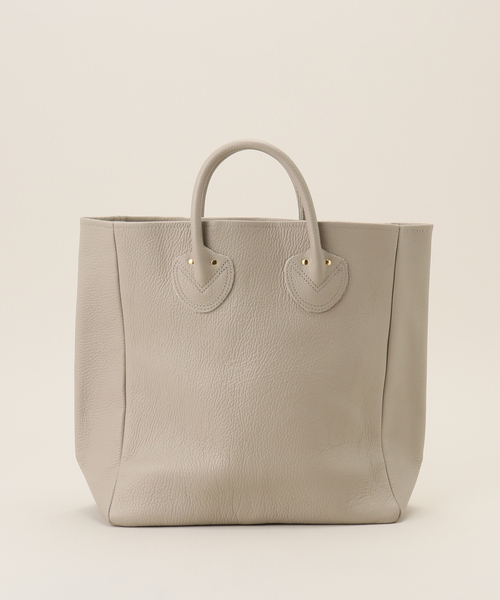 IENA（イエナ）の「【YOUNG&OLSEN/ヤングアンドオルセン】EMBOSSED LEATHER TOTE M トートバッグ（トートバッグ・レディース・ベージュ・FREE）」の3枚目の写真
