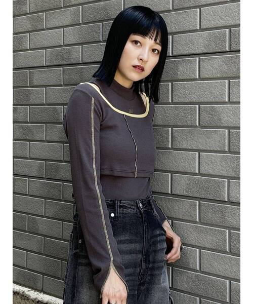 MURUA（ムルーア）の「マルチウェイレイヤードトップス（Tシャツ/カットソー・レディース・グレー/ブラック/カーキ・FREE）」の5枚目の写真