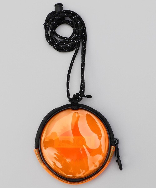 POLeR（ポーラー）の「POLeR/ポーラー HIGH&DRY PVC ROUND POUCH（コインケース・メンズ・ブラック/オレンジ/キャメル/その他9・ONE SIZE）」の6枚目の写真