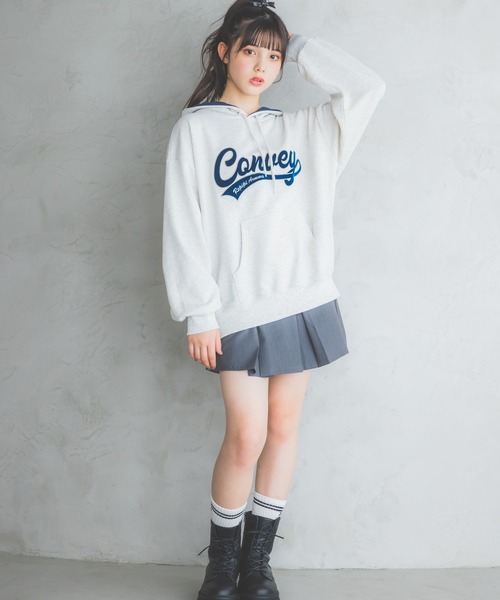 adidas（アディダス）の「オリジナルス ベロア パーカー [VELOUR
