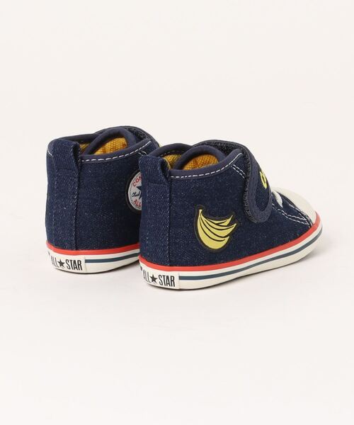 CONVERSE(コンバース)の「onverse コンバース BABY ALL STAR N WP V-1 / OSARUNOGEORGE ベビーシューズ ストラップ(ベビーオールスターNWPV-1/おさるのジョージ)(スニーカー・キッズ・ベージュ/インディゴブルー・13.0cm/14.0cm/15.0cm/13.5cm/14.5cm/12.5cm)」の3枚目の写真