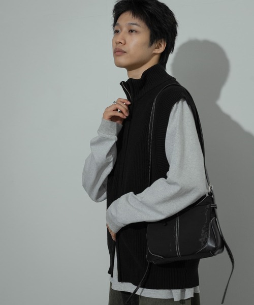 SENSE OF PLACE by URBAN RESEARCH（センスオブプレイスバイアーバンリサーチ）の「『洗濯可』ドライバーズニットベスト（ベスト・メンズ・ブラック・LARGE/MEDIUM）」の5枚目の写真