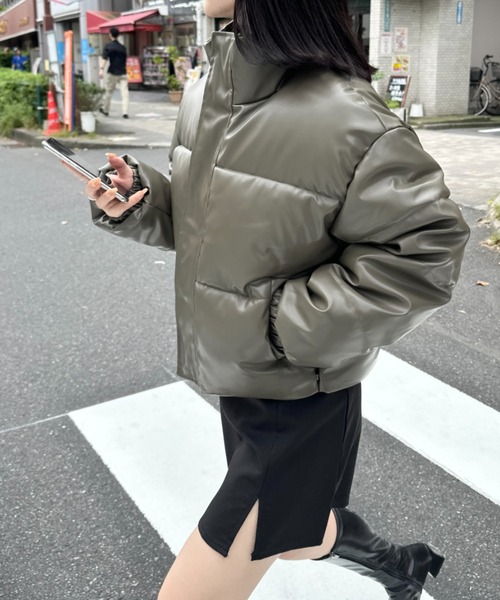 ダウンジャケット PUレザー クール ボアカラー 無地 ブルゾン 黒 楽天市場】puレザー ダウンジャケットの通販