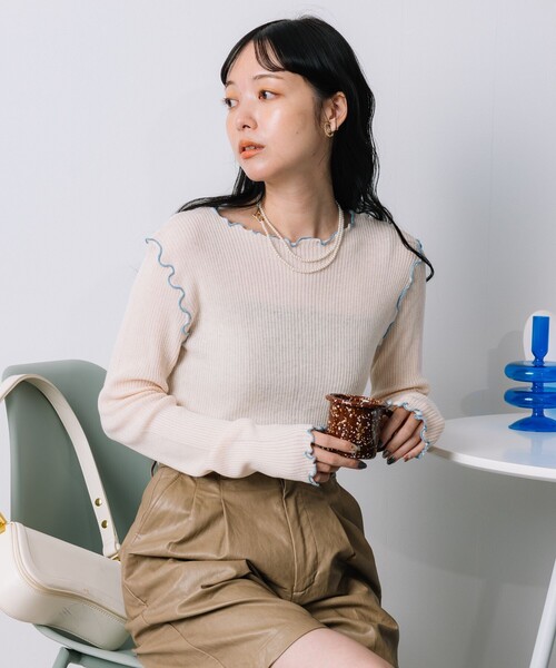 FREAK'S STORE（フリークスストア）の「ウォッシャブル ラメメロークルーネックニット（ニット/セーター・レディース・オフホワイト/ブラック/サックスブルー/ベージュ・ﾌﾘ-）」の7枚目の写真