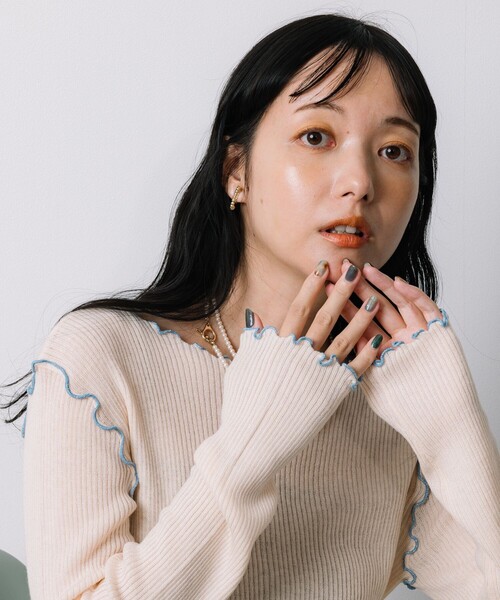 FREAK'S STORE（フリークスストア）の「ウォッシャブル ラメメロークルーネックニット（ニット/セーター・レディース・オフホワイト/ブラック/サックスブルー/ベージュ・ﾌﾘ-）」の10枚目の写真