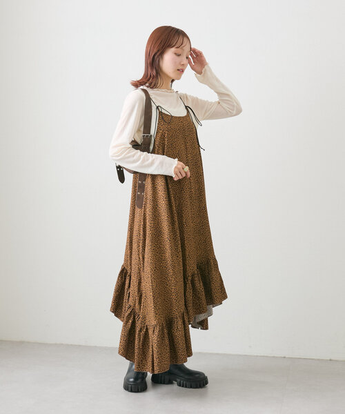 w closet(ダブルクローゼット)の「イレヘムキャミワンピース(ワンピース・レディース・ブラック/ベージュ/ホワイト・FREE)」の17枚目の写真